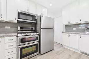 530 S Dryden Pl, Arlington Heights, IL 60005 - Photo 9