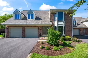 1653 N Belmont Ct, Arlington Heights, IL 60004 - Photo 1