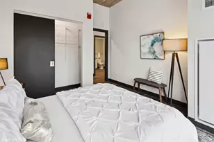171 N Aberdeen St, Chicago, IL 60607 - Photo 9