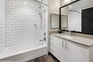 171 N Aberdeen St, Chicago, IL 60607 - Photo 11