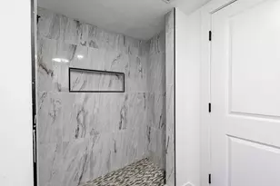 8020 S Bishop St, Chicago, IL 60620 - Photo 47