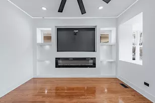 8020 S Bishop St, Chicago, IL 60620 - Photo 11