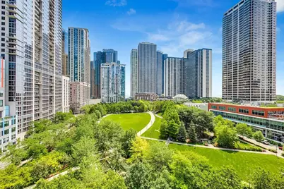 194 N Park Drive, Chicago, IL 60601 - Photo 57