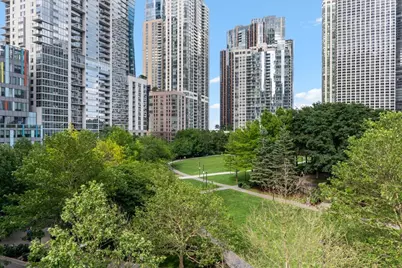 194 N Park Drive, Chicago, IL 60601 - Photo 47