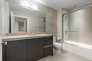 194 N Park Dr, Chicago, IL 60601 - Photo 41