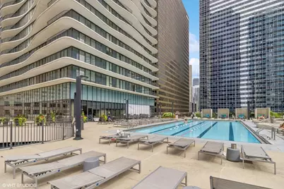 194 N Park Drive, Chicago, IL 60601 - Photo 55