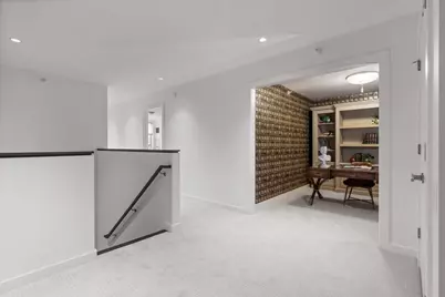 194 N Park Drive, Chicago, IL 60601 - Photo 31