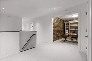 194 N Park Dr, Chicago, IL 60601 - Photo 31