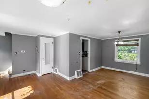 407 Dodge Ave, Evanston, IL 60202 - Photo 3