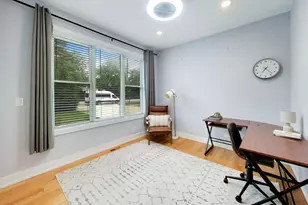 2311 N Arlington Heights Rd, Arlington Heights, IL 60004 - Photo 19