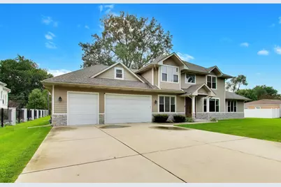 2311 N Arlington Heights Road, Arlington Heights, IL 60004 - Photo 3