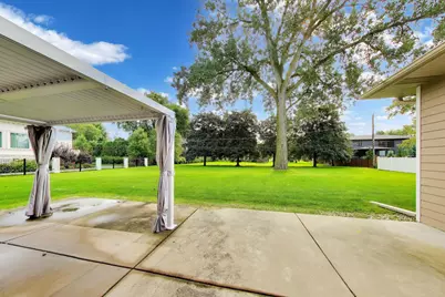2311 N Arlington Heights Road, Arlington Heights, IL 60004 - Photo 37