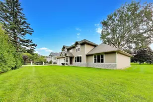 2311 N Arlington Heights Rd, Arlington Heights, IL 60004 - Photo 5