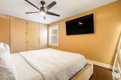 6819 N Keystone Avenue, Lincolnwood, IL 60712 - Photo 9