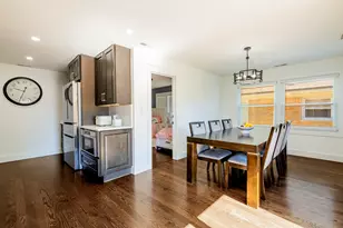 6819 N Keystone Ave, Lincolnwood, IL 60712 - Photo 5