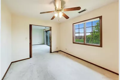 245 Windsor Lane #C, Willowbrook, IL 60527 - Photo 15