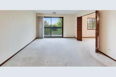245 Windsor Lane #C, Willowbrook, IL 60527 - Photo 5