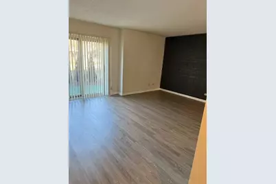 3850 S Parkway Drive #1F, Northbrook, IL 60062 - Photo 3