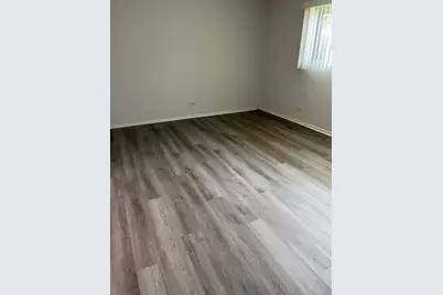 3850 S Parkway Drive #1F, Northbrook, IL 60062 - Photo 7
