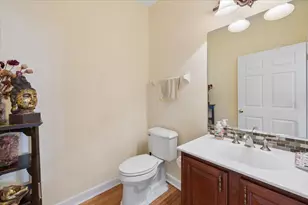 527 Mallard Point Circle, North Aurora, IL 60542 - Photo 15