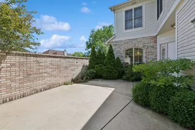 527 Mallard Point Circle, North Aurora, IL 60542 - Photo 45