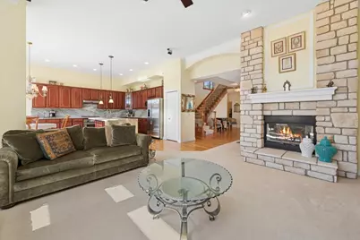 527 Mallard Point Circle, North Aurora, IL 60542 - Photo 7