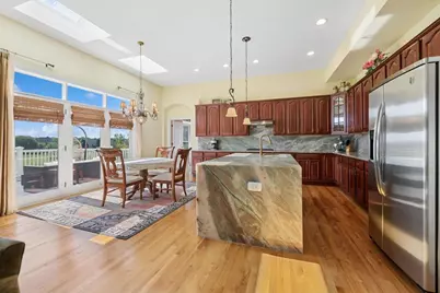 527 Mallard Point Circle, North Aurora, IL 60542 - Photo 9