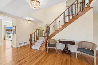 527 Mallard Point Circle, North Aurora, IL 60542 - Photo 5