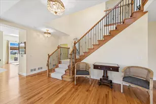 527 Mallard Point Circle, North Aurora, IL 60542 - Photo 5