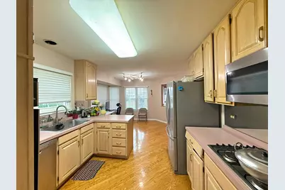 991 Sweetflower Drive, Hoffman Estates, IL 60169 - Photo 7