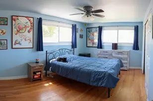 240 Brentwood Dr, Des Plaines, IL 60016 - Photo 23