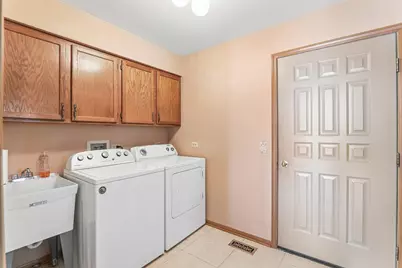 200 N Shore Drive, Oakwood Hills, IL 60013 - Photo 15