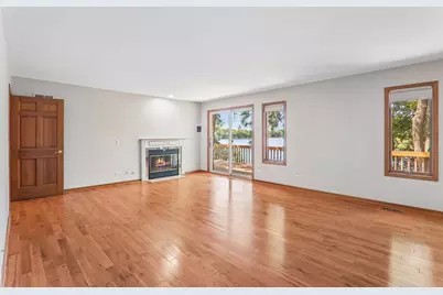 200 N Shore Drive, Oakwood Hills, IL 60013 - Photo 9