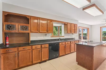 200 N Shore Drive, Oakwood Hills, IL 60013 - Photo 5