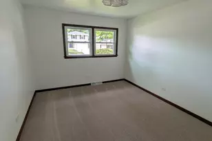 1825 E Sitka Ln E, Mount Prospect, IL 60056 - Photo 29