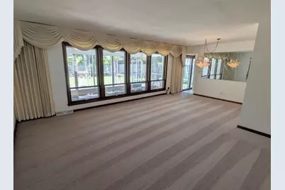 1825 E Sitka Lane E, Mount Prospect, IL 60056 - Photo 9