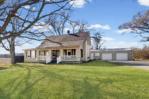 812 Brewer Rd, Danville, IL 61834 - Photo 3