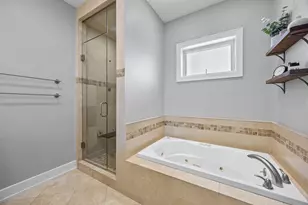 4043 N Damen Ave, Chicago, IL 60618 - Photo 13