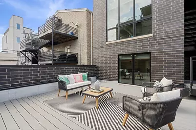1541 W Pearson Street #1, Chicago, IL 60642 - Photo 29