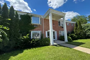 435 Burlington Ave, Downers Grove, IL 60515 - Photo 1