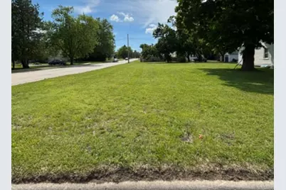 3250 Gilboa Avenue, Zion, IL 60099 - Photo 1