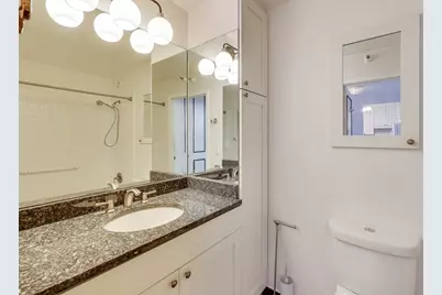 10 E Ontario Street #1303, Chicago, IL 60611 - Photo 17