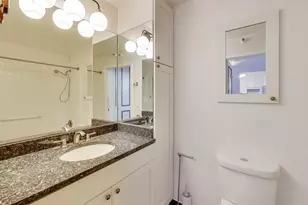 10 E Ontario St, Chicago, IL 60611 - Photo 17