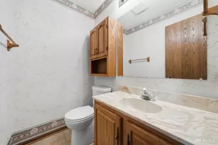 2S726 Timber Dr, Warrenville, IL 60555 - Photo 13