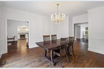 704 Burr Ridge Club, Burr Ridge, IL 60527 - Photo 7
