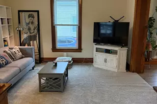 1005 S Center St, Bloomington, IL 61701 - Photo 9