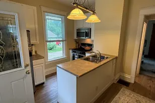 1005 S Center St, Bloomington, IL 61701 - Photo 15