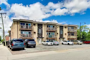 10025 Irving Park Rd, Schiller Park, IL 60176 - Photo 17