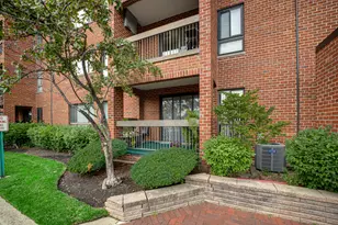 600 Naples Ct, Glenview, IL 60025 - Photo 3