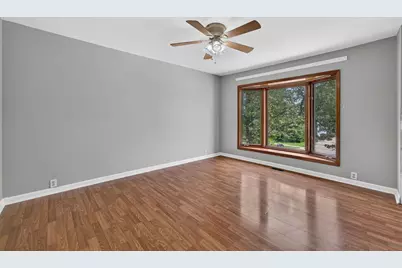 320 Hemlock Avenue, Romeoville, IL 60446 - Photo 5